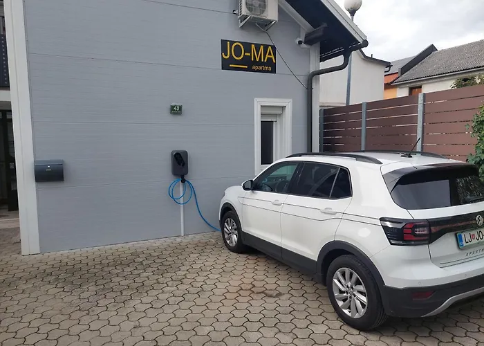 Apartmán Jo-ma Apartma - Free Parking