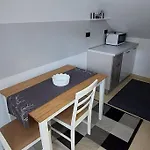 アパート Jo-ma Apartma - Free Parking リュブリャナ