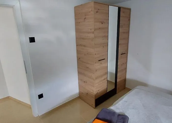 Jo-ma Apartma - Free Parking דירה *